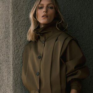 ZARA  ZW COLLECTION PLEATED JACKET OLIVE GREEN 3194/545 SIZE L NWT